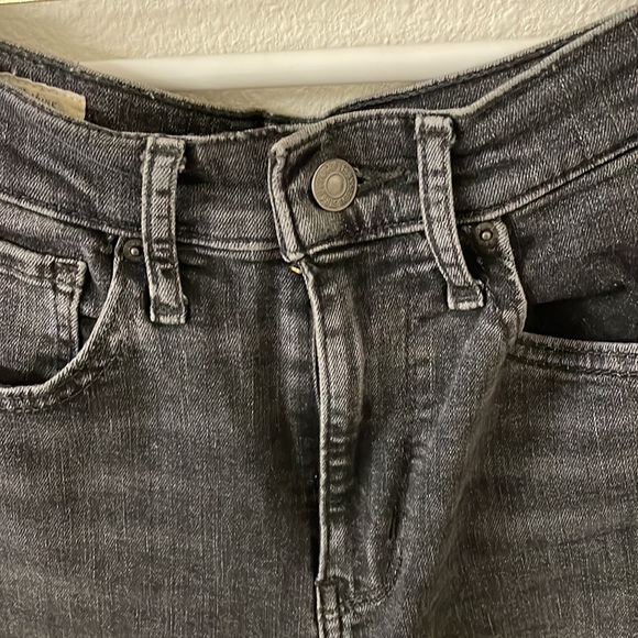 Washed black Levi’s 724 petite high rise straight jeans size 25 - Picture 2 of 7